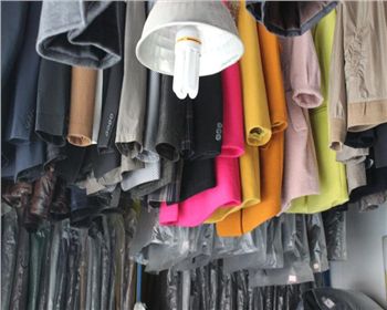 上海干洗機(jī)銷售公司解答干洗注意事項(xiàng)